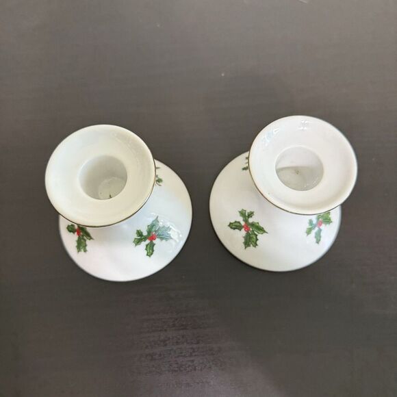 (2) Vintage Lefton Porcelain Winter Candleholders Cardinals & Holly Numbered - Picture 10 of 16